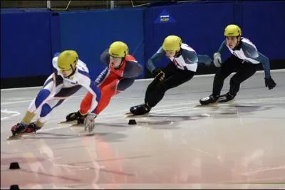 Le patinage de vitesse est un sport originaire. .