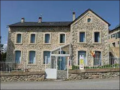 Petit village Catalan de 63 habitants, Réal se situe dans l'ex région ...