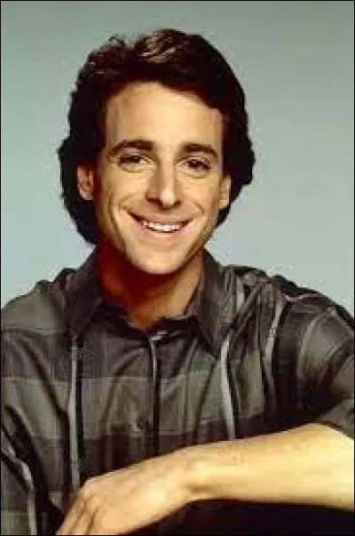 Combien Danny Tanner a-t-il de filles ?