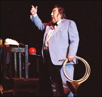 Cette commune de 180 habitants du département du Cher, située à l'est de Bourges, a pour nom un prénom masculin qui a été très populaire pendant un siècle :