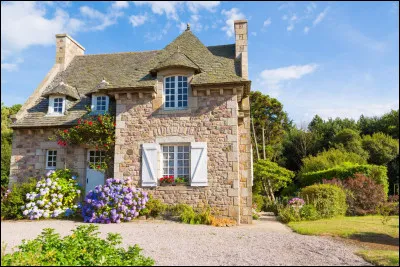 Les élèves du lycée vont en "vacances", mais chez qui ?