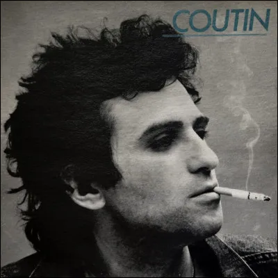 Patrick Coutin : J'aime regarder les filles. 

Jaime regarder les filles qui marchent sur la plage
......................................................................................
Leurs yeux qui se demandent mais quel est ce garçon