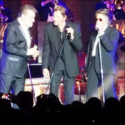 Quel groupe a réuni Jacques Dutronc, Johnny Hallyday et Eddy Mitchell ?