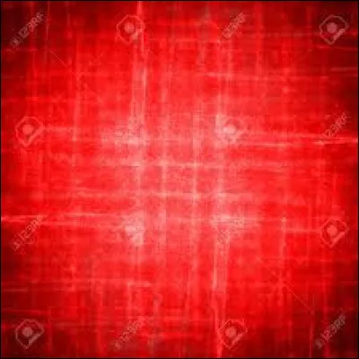 Est-elle sur cette image ?