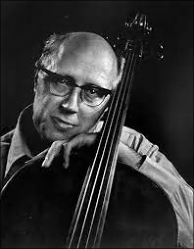 De quel instrument Mstislav Rostropovitch jouait-il principalement ?