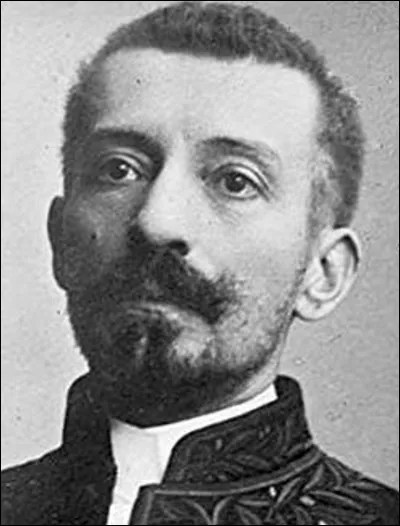 Qui était ce Pierre, écrivain français, membre de l'Académie française ?