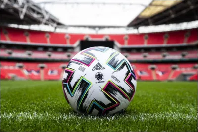 Qui est le plus jeune joueur de foot français ?