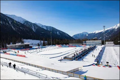 Antholz est une station de ski nordique au nom allemand mais ne se situe pas en Allemagne ni en Autriche. Où se trouve-t-elle donc ?