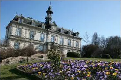 Saint-Yrieix-la-Perche est l'une des six villes-portes du parc naturel régional Périgord-Limousin. Elle se situe dans le département ...