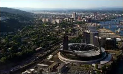 Combien de kilomètres séparent Star City de Central City ?