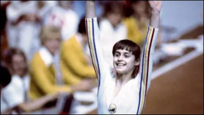 Sport : Nadia Comaneci a &eacute;t&eacute; la premi&egrave;re gymnaste &agrave; obtenir la note parfaite de 10 dans le cadre d'une comp&eacute;tition olympique. C'&eacute;tait en 1976 lors des JO de ...