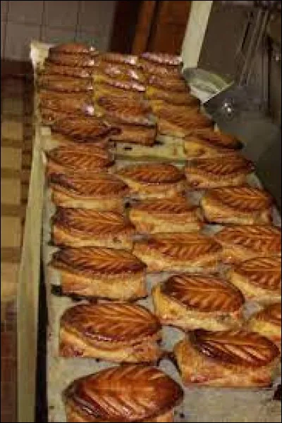 Le pâté lorrain (sur l'image), le baba au rhum ou la bergamote sont des spécialités du département ...