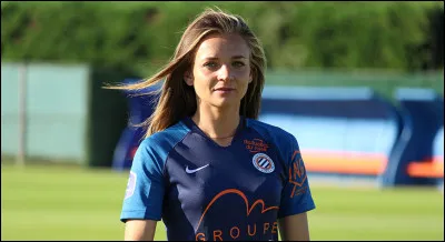 Dans quelle ville a-t-elle grandi ?