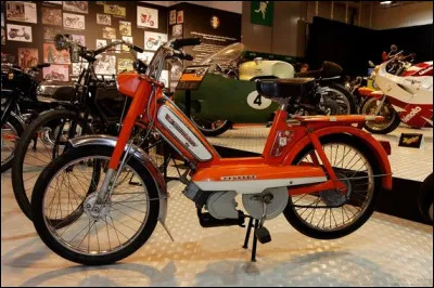 Le lawrencium porte quel numéro au tableau périodique des éléments ?