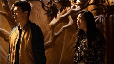 Dans ''Shang-Chi et la légende des dix anneaux'', où travaillent Katy et Shang ?