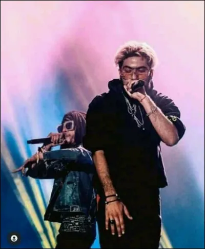 Comment s'appelle la première chanson de Toto ?