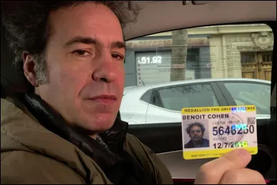 Quel est le nom officiel de la "licence de taxi" ?