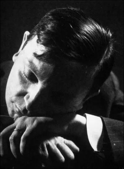 Il a dit : "Le premier homme qui s'est marié, il ne savait pas... Le deuxième est inexcusable."