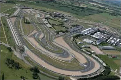 Où se trouve le circuit de Nevers Magny-Cours ?