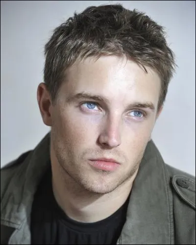 De qui Noé est-il amoureux ?