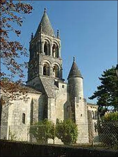 Nous terminons notre balade en Nouvelle-Aquitaine, à Trois-Palis. Commune de l'aire urbaine Angoumoisine, elle se situe dans le département ...