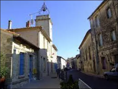 Village Gardois, Salinelles se situe dans l'ancienne région ...