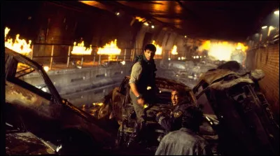 Dans quelle ville se trouve le tunnel où se déroule la catastrophe de "Daylight" ?