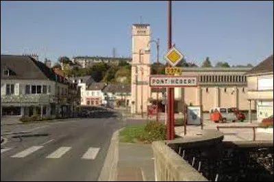 Nous sommes en Normandie, &agrave; Pont-H&eacute;bert. Commune, dans le le parc naturel r&eacute;gional des Marais du Cotentin et du Bessin, elle se situe dans le d&eacute;partement ...