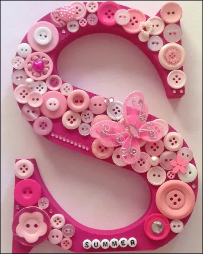 Sicile : quelle ville est célèbre pour sa céramique et notamment son gigantesque escalier ?