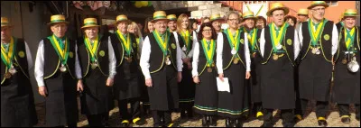 Commune de 28 000 habitants du département de la Guadeloupe, située près de Pointe-à-Pitre :