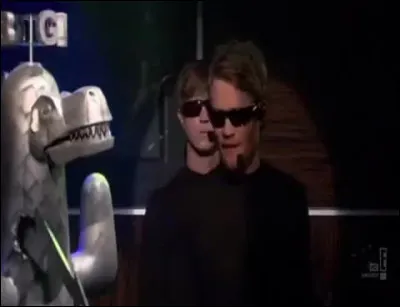 Qui obtient le projet de conception de l'immeuble de la Goliath Bank ?