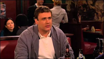 Comment Marshall se blesse-t-il à la jambe ?