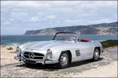 Quel est ce Cabriolet Mercedes de 1955 un mythe automobile ?