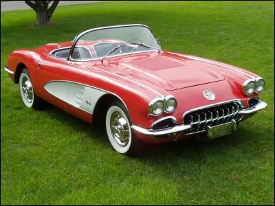 Quel est ce cabriolet sportif de 1958 produit par Chevrolet ?