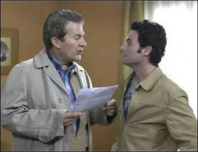 Com : qui joue le rôle de Thérèse dans la série télévisée "Sur Thérèse.com" ?