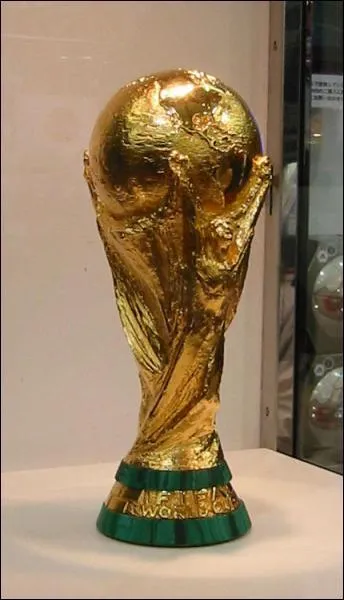 En quelle année a eu lieu la toute première coupe du monde de football ?