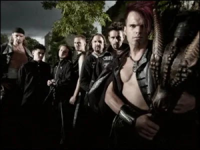 Complétez : 
"Dreimal die Sechs zeigt an das..."