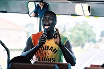 Dans quel film Omar Sy est-il un animateur dans une colonie de vacances ?