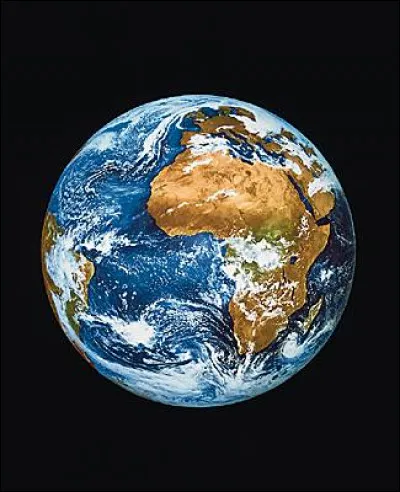 Tu dois choisir entre : 
Tout le monde sur la planète disparait et tu restes seul ou tout le monde reste en vie et tu disparais.
Que choisis-tu ?