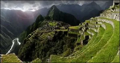 Quand le Machu Picchu est-il devenu la 7e merveille du monde ?