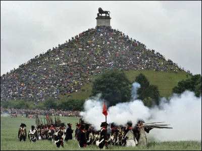 Dans quel pays Waterloo n'est pas une ville existante ?