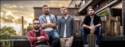 Répondez à cette question : 
30 points : 
"Le Graal", Kyo.
"Estomaqué par la beauté du spectacle
Je marche sur les braises sans le vouloir
Sans...".