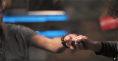 Complétez : 
"Strich jede Rolle, die mir nicht..."