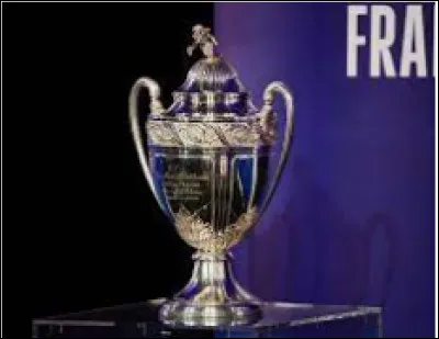 Quel club de National 2 (4e division) s'est qualifié pour les demi-finales de Coupe de France ?