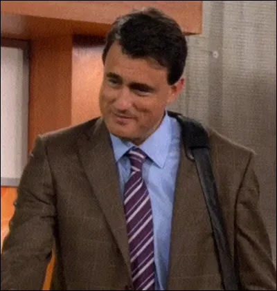 Comment se prénomme ce collègue de Robin ?