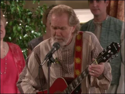 Quel est le prénom du nouveau mari de la mère de Ted ?