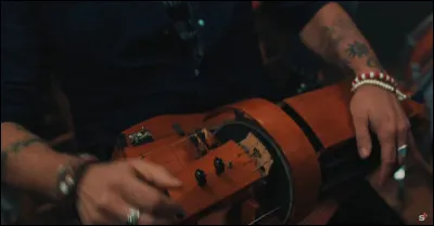 Complétez : 
"Dass auch die Welt ein Ende..."