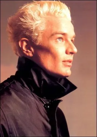 Comment s'appelle son fils ?