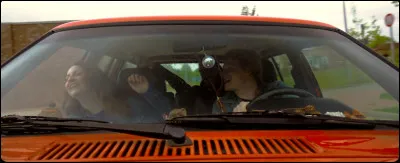 Complétez : 
"Unser Traum hielt uns..."