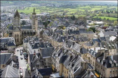 Quelle est l'intruse parmi ces villes ?